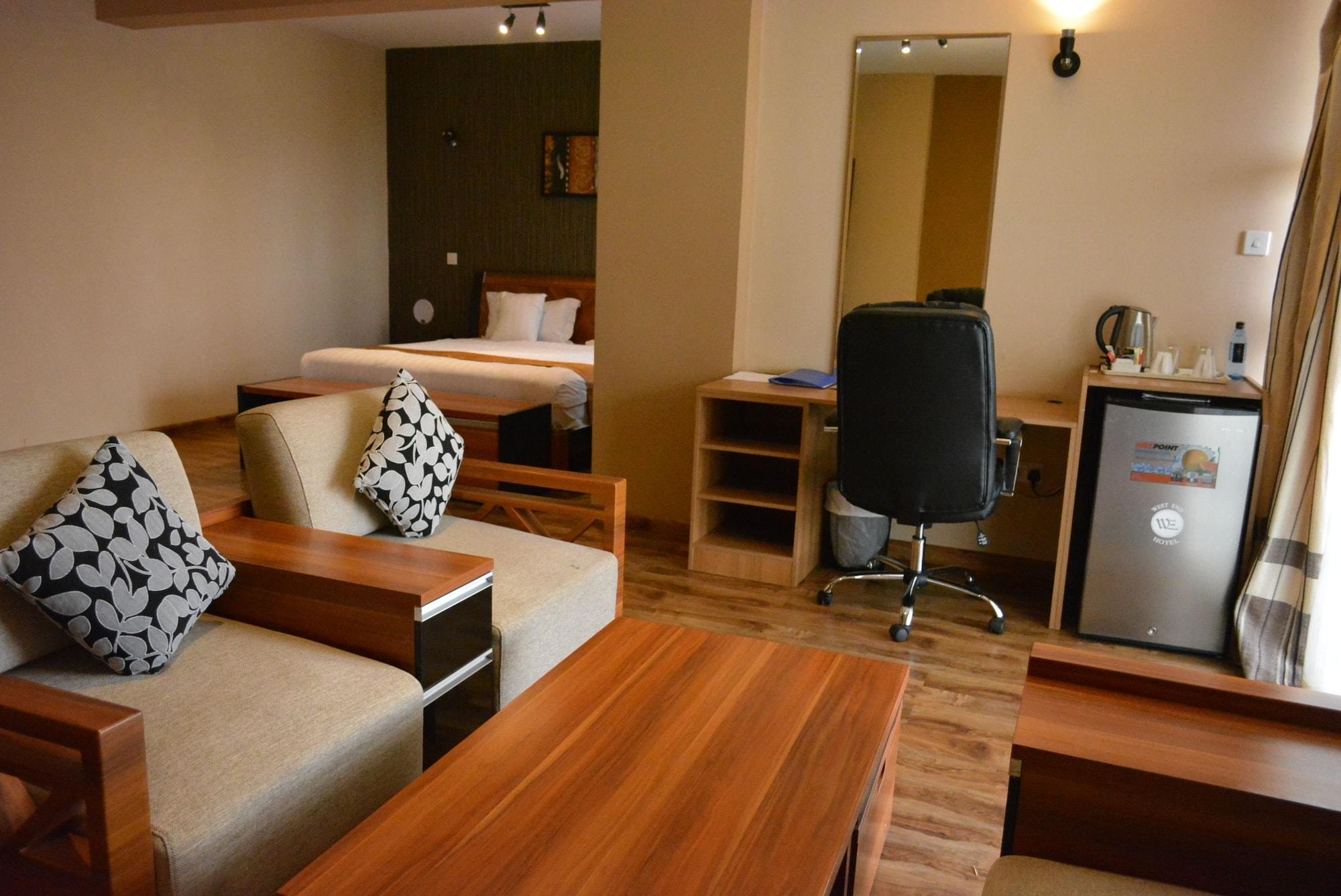 We Hotel And Suites Nairobi Dış mekan fotoğraf