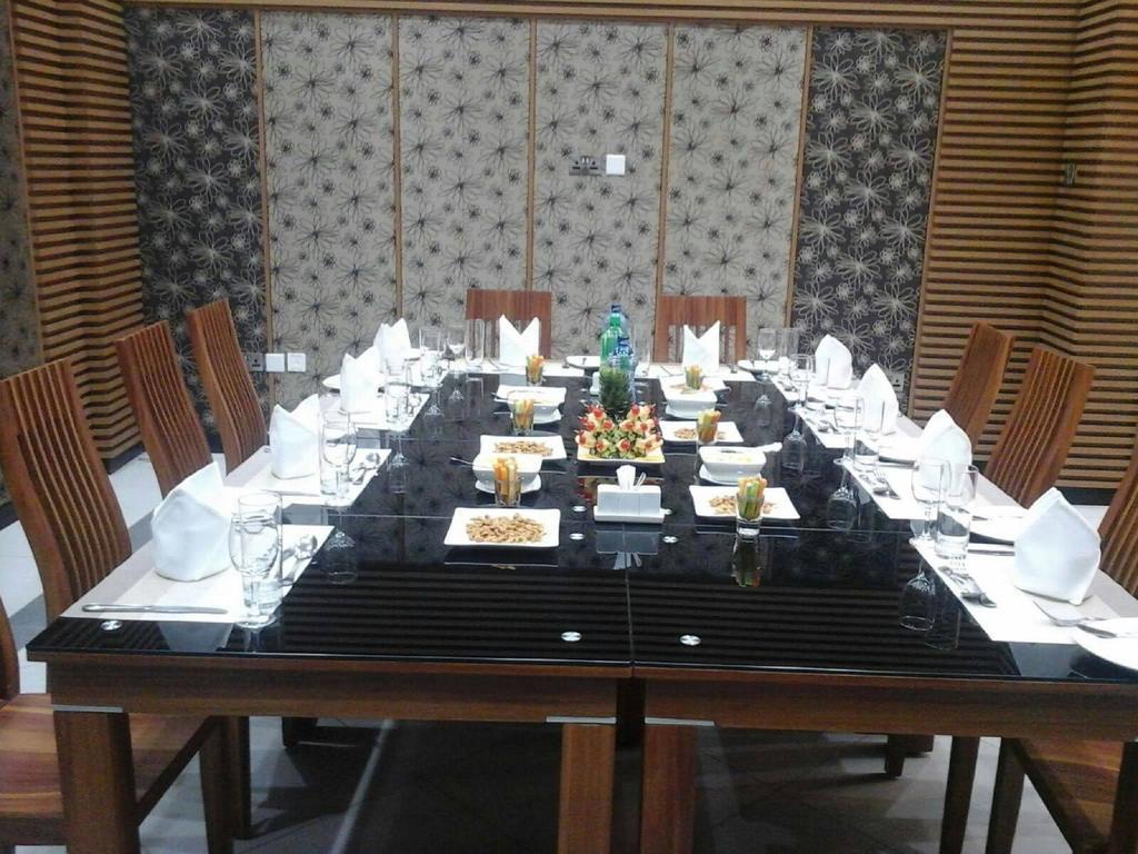 We Hotel And Suites Nairobi Dış mekan fotoğraf