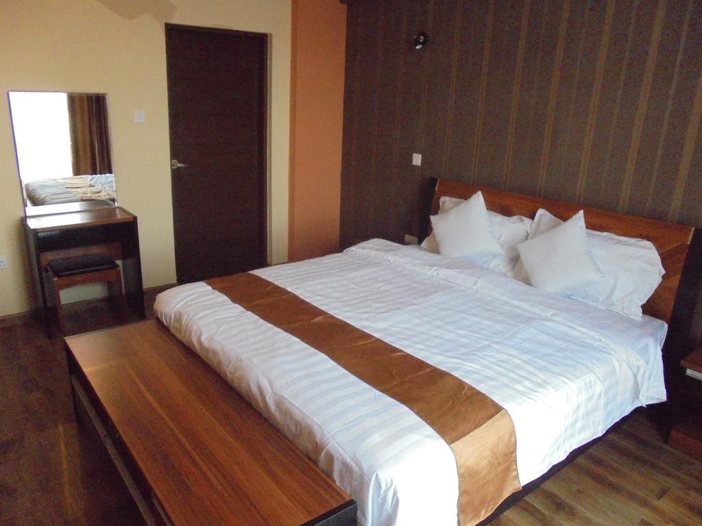 We Hotel And Suites Nairobi Dış mekan fotoğraf