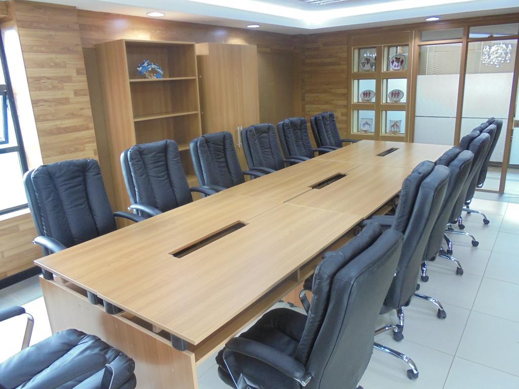 We Hotel And Suites Nairobi Dış mekan fotoğraf