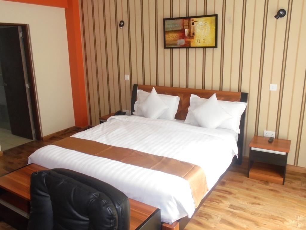 We Hotel And Suites Nairobi Dış mekan fotoğraf