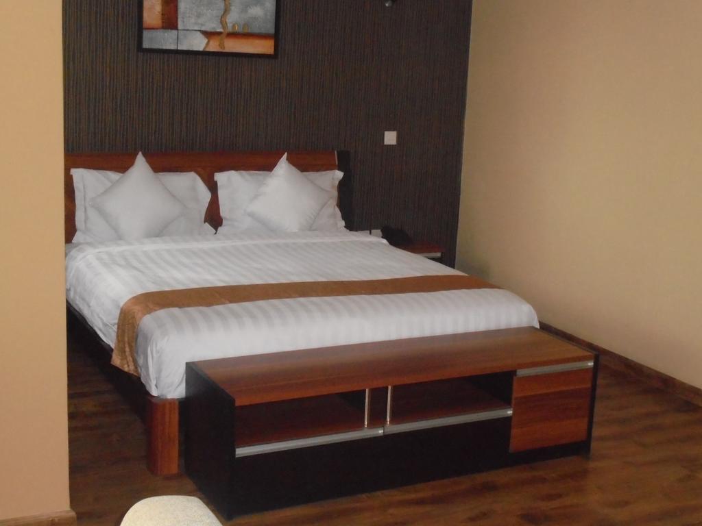 We Hotel And Suites Nairobi Dış mekan fotoğraf
