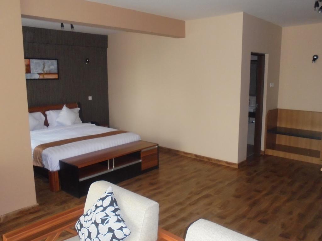 We Hotel And Suites Nairobi Dış mekan fotoğraf